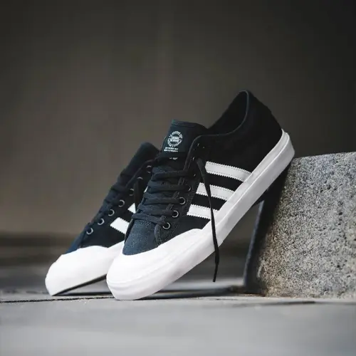 Adidas Matchcourt 