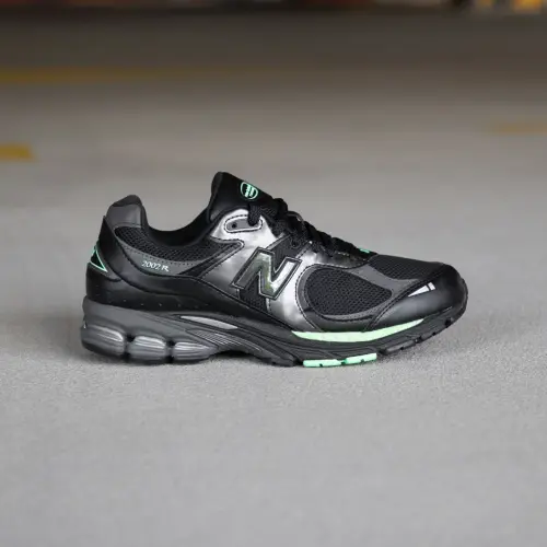 New Balance 2002 