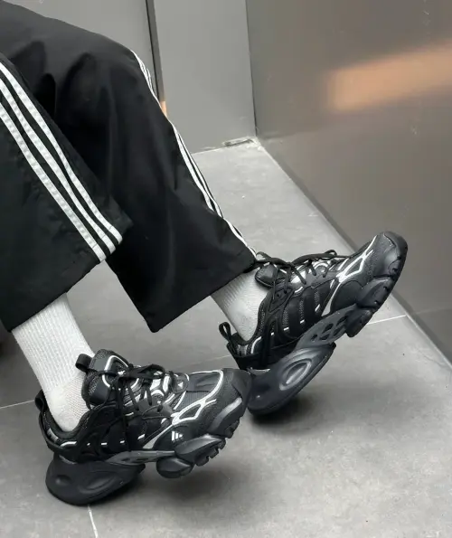 Кроссовки Adidas XLG Runner Deluxe 