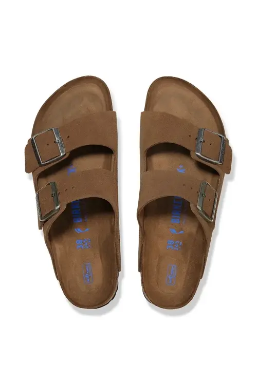 Замшевые шлепанцы Birkenstock Arizona цвет коричневый