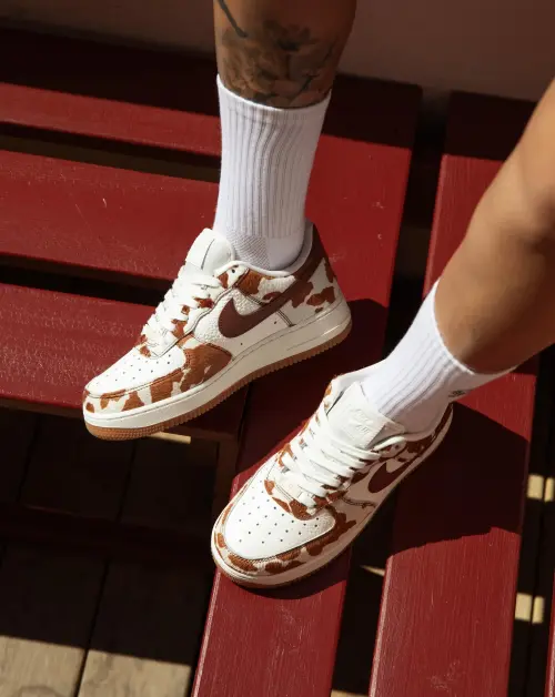  Кроссовки Nike Air Force 1 07 (IO0442-200)