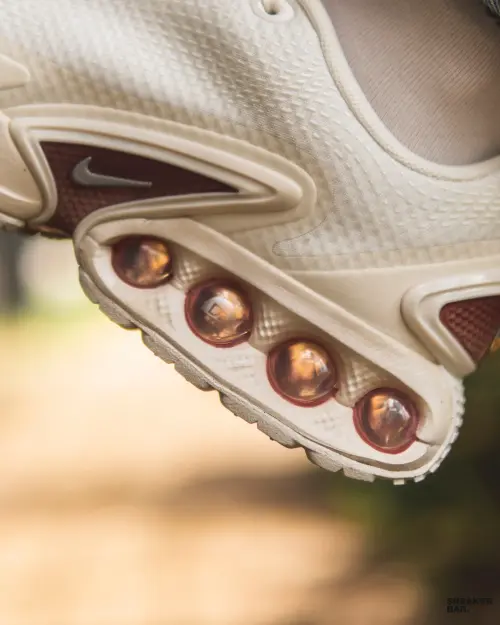 Кроссовки Nike W AIR MAX DN TECH
