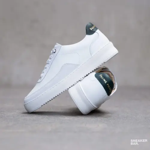 Filling Pieces: 5 моделей со скидкой, на которые стоит обратить внимание