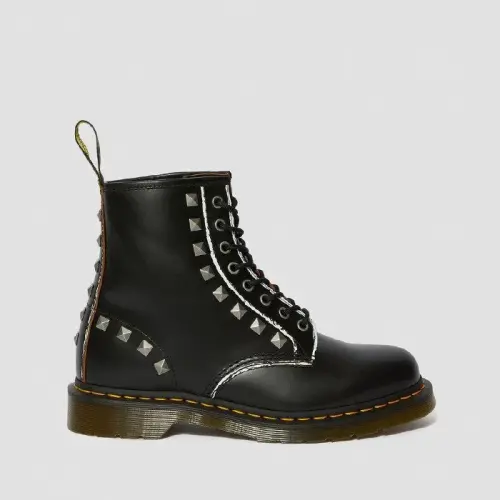 Dr. Martens 1460 Stud 25202001