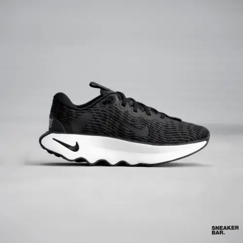 Кроссовки Nike Motiva W 