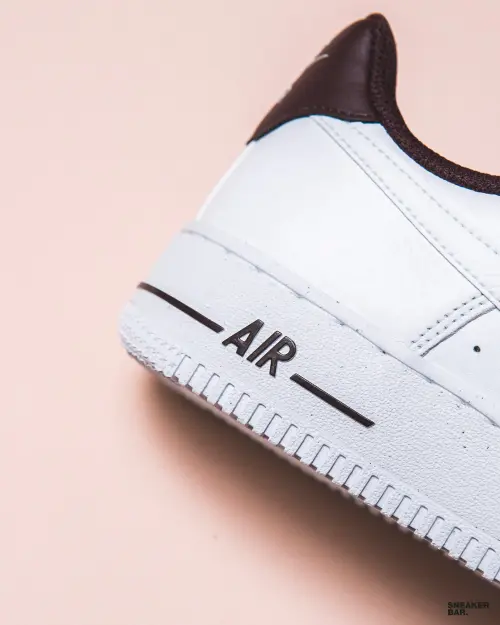 Кроссовки Nike W AIR FORCE 1 07 VINTAGE