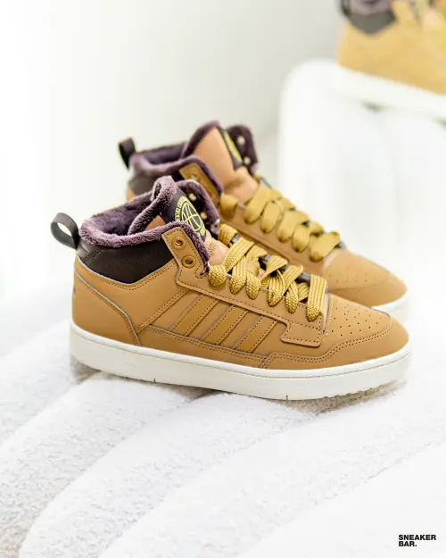 Кроссовки Adidas Rapid Court Mid Winterized