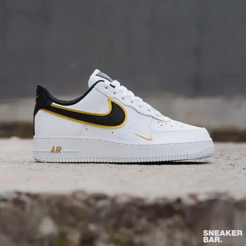 Nike Air Force 1 07 LV8 