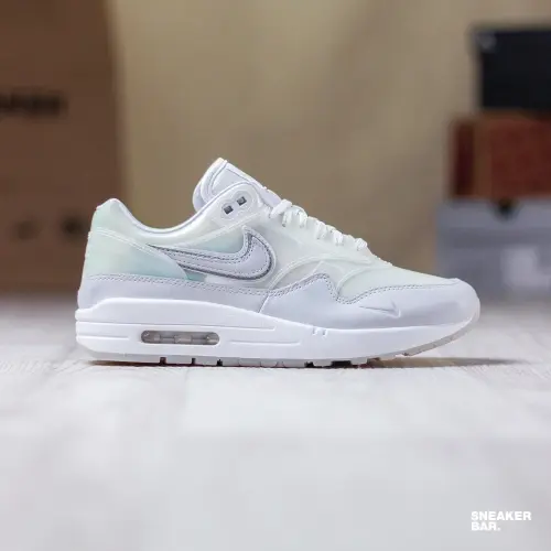 Nike x SNKRS Air Max 1 