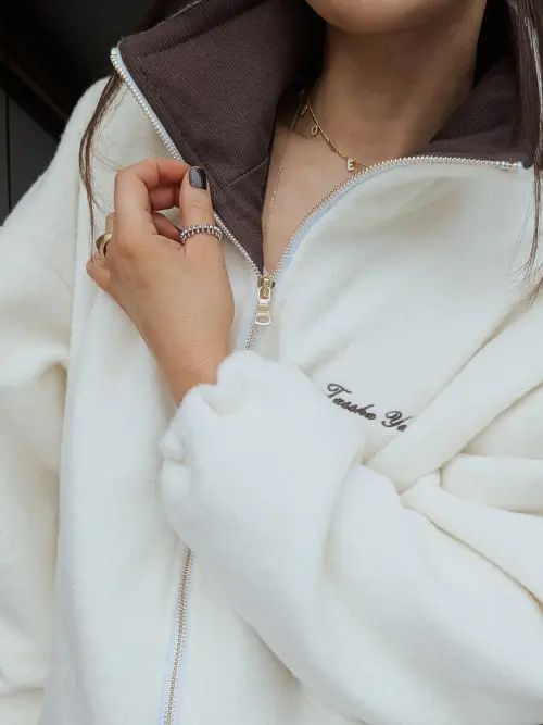 Бомбер Tassha Yu Uyutny Bomber Milk White Brown