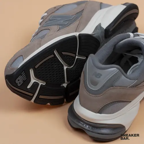 Кроссовки New Balance 2010