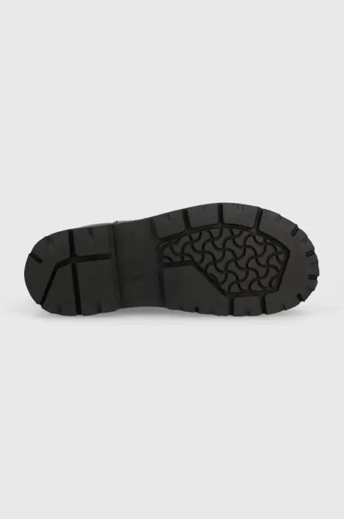 Кожаные полусапоги Birkenstock Highwood женские цвет чёрный на плоском ходу