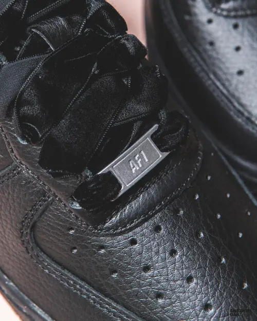 Кроссовки Nike W AIR FORCE 1 07 VINTAGE