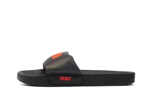 The North Face Nuptse Slide 