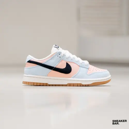 Кроссовки Nike Dunk Low W 