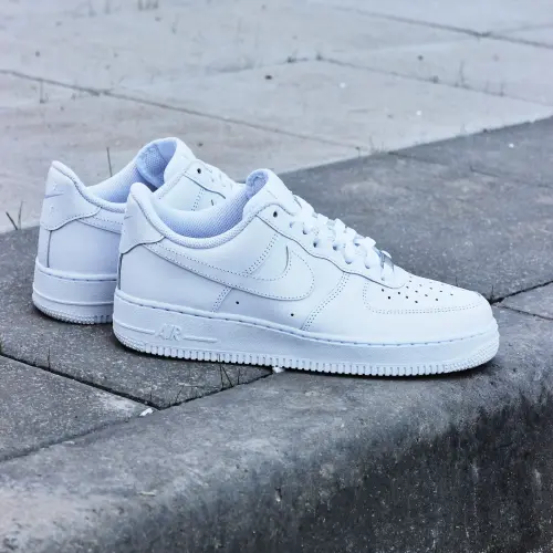 Nike Air Force 1 07 