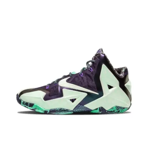 Nike Lebron 11 