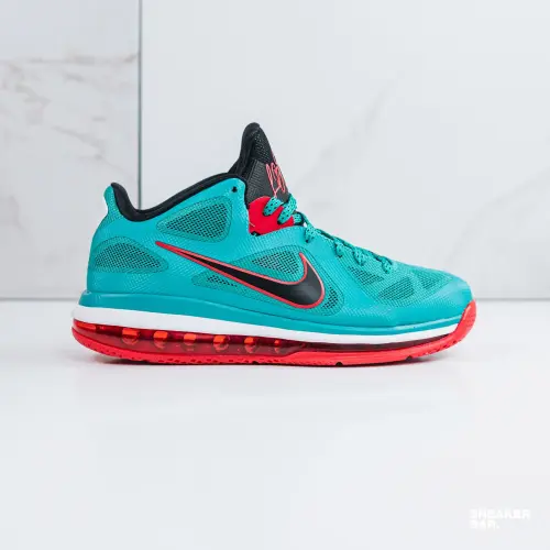 Nike Lebron 9 Low x Liverpool 