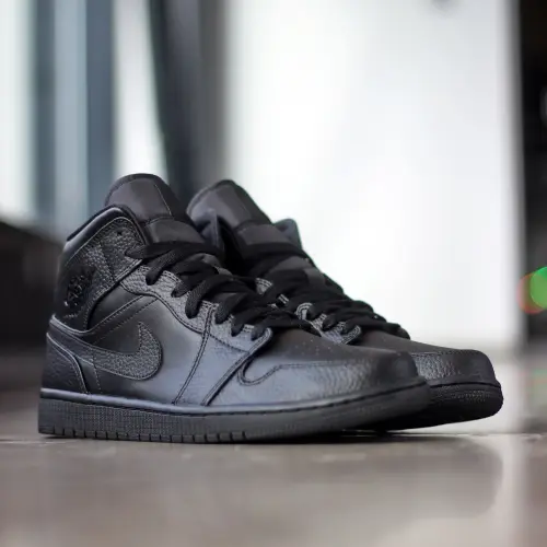 Jordan 1 Mid 