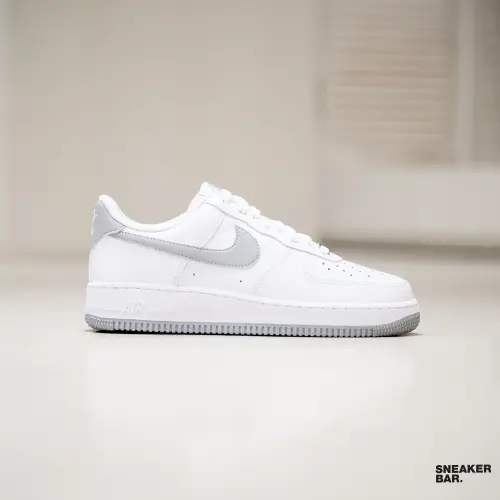 Кроссовки Nike Air Force 1 07 