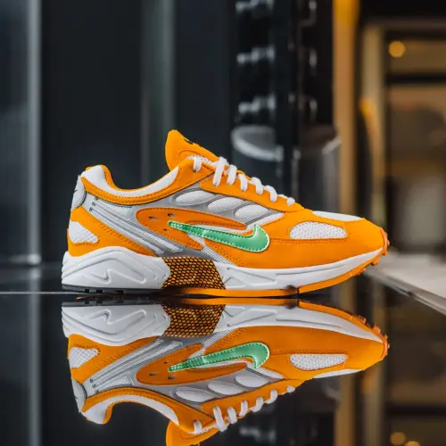 Nike Air Ghost Racer 