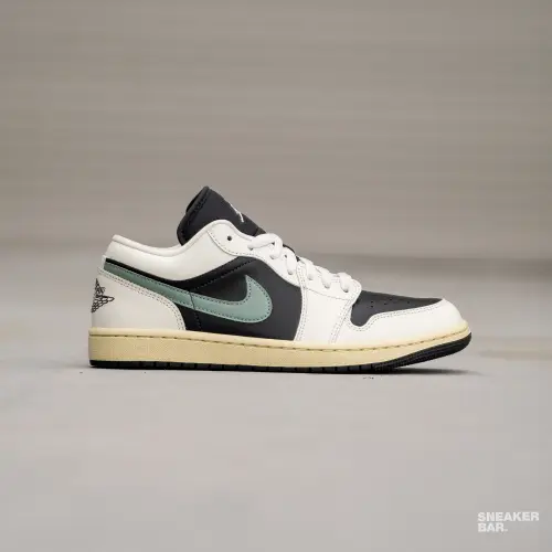 Кроссовки Jordan 1 Low 