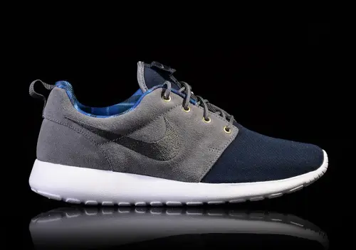 NIKE ROSHE ONE PREMIUM DARK OBSIDIAN