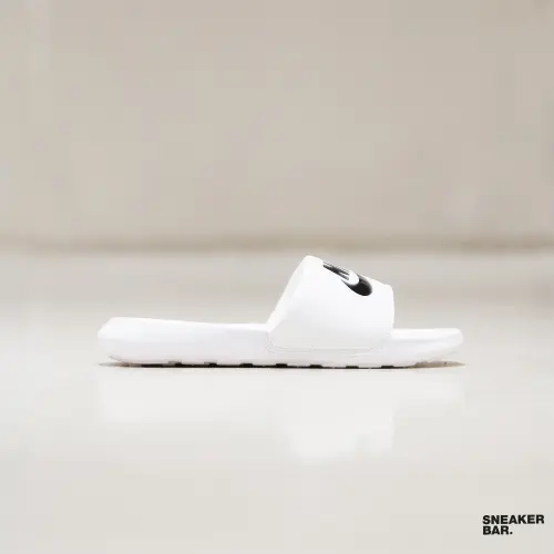 Сланцы Nike Victori One Slide 