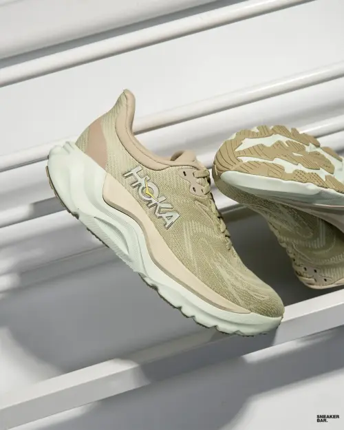 Кроссовки HOKA Arahi 8