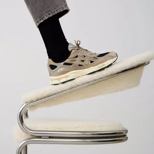 Кроссовки Asics Gel NYC (1203A383-005)