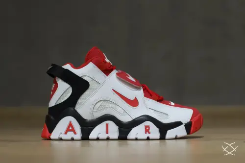 Nike Air Barrage Mid 