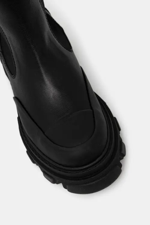Сапоги GANNI Cleated High Chelsea Boot цвет чёрный на плоском ходу