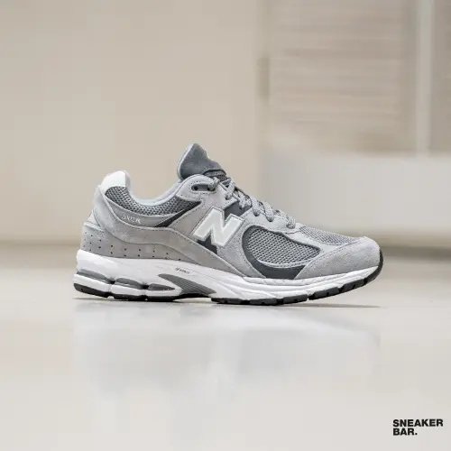 New Balance 2002R 