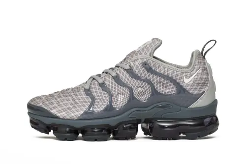 Nike Air VaporMax Plus 