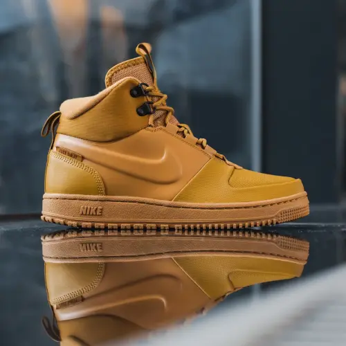 Nike Path Winter 