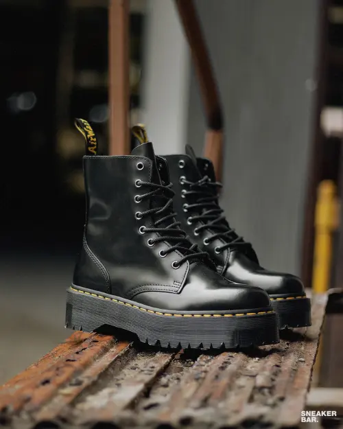 Ботинки Dr. Martens Jadon Black Smooth (15265001)