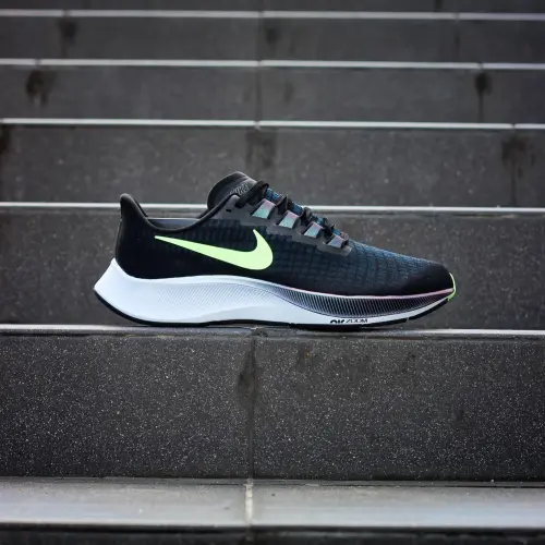 Nike Air Zoom Pegasus 37 