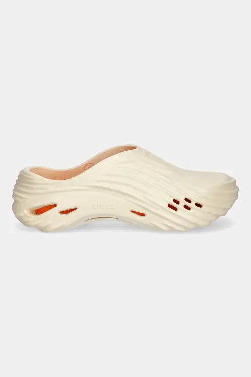 Шлепанцы Crocs Echo Wave Clog цвет бежевый 210521