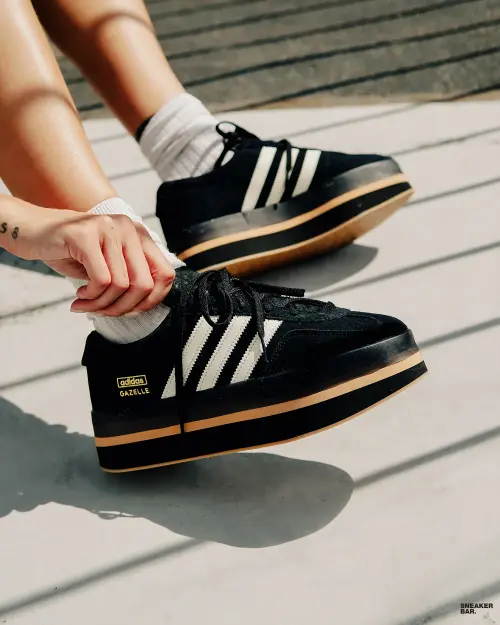 Кроссовки adidas Originals Gazelle Stack цвет чёрный JS0239