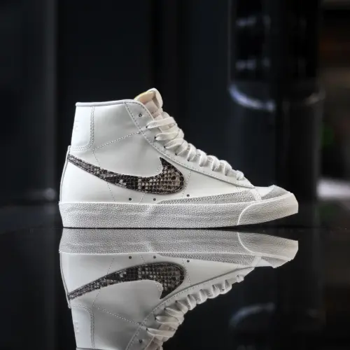 Nike Blazer Mid 77 SE 