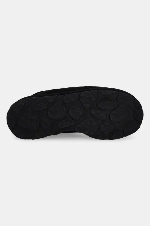 Замшевые сапоги Axel Arigato Pillow Boot цвет чёрный