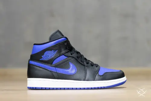 Jordan 1 Mid 