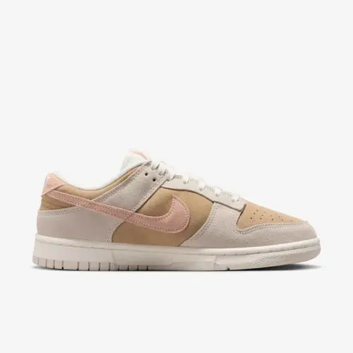 Кроссовки Nike Dunk Low W  Кроссовки Nike Dunk Low W