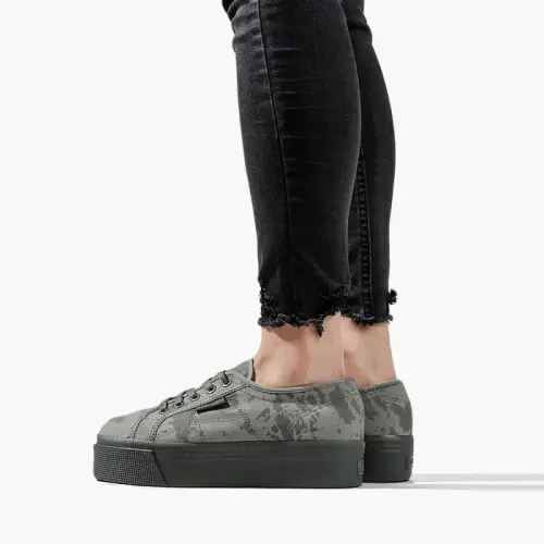 Makia x Superga Fancot S00EN90 904