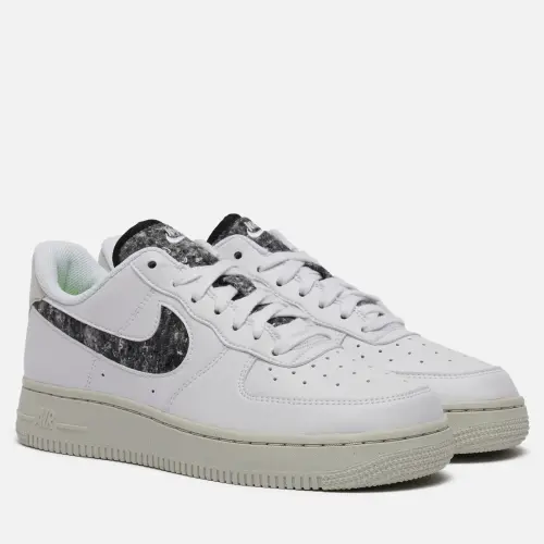 Nike Air Force 1 07 SE 