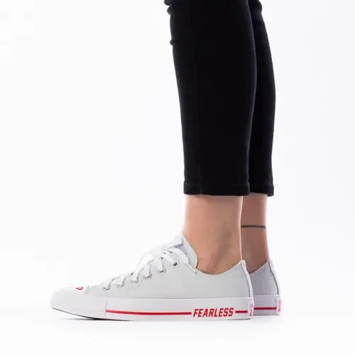 Converse Chuck Taylor All Star x Love Fearlessly 567157C