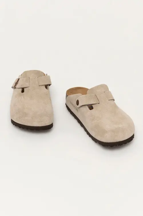 Замшевые шлепанцы Birkenstock Boston женские цвет бежевый