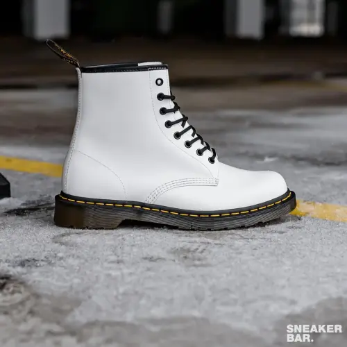 Dr. Martens 1460 White Smooth 
