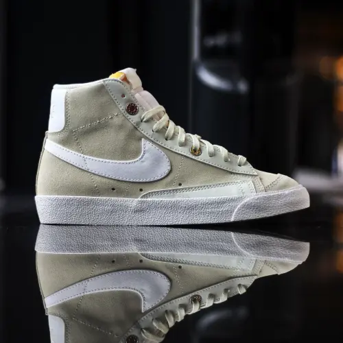 Nike Blazer Mid 77 
