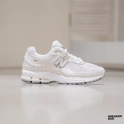 Кроссовки New Balance 2002 